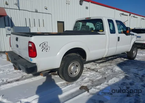 2013 Ford F250 Super Duty from USA, damaged, VIN 1FT7X2B68DEB77475